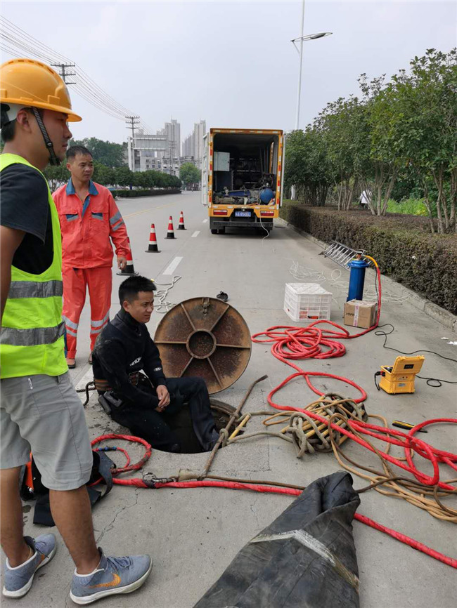 铺前镇翻衬法管道修复技术主要工序